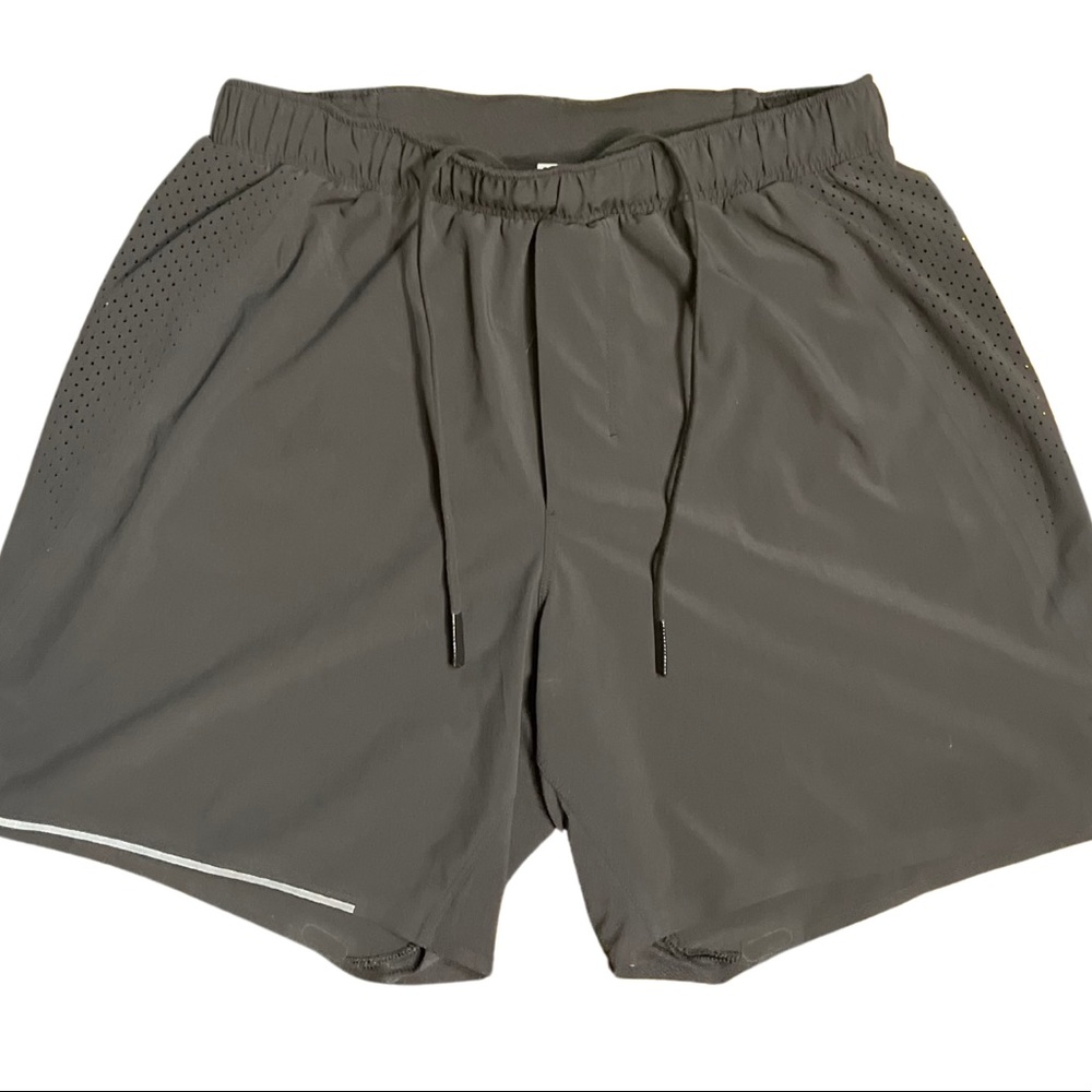 LuluLemon Shorts *almost new!*